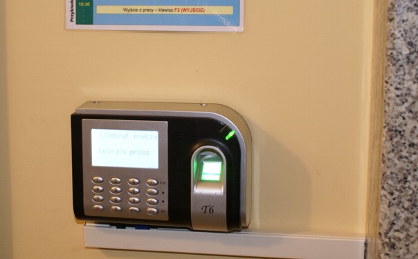 przykład czytnika wydzielonego tylko do rejestracji wejść w systemie rcp